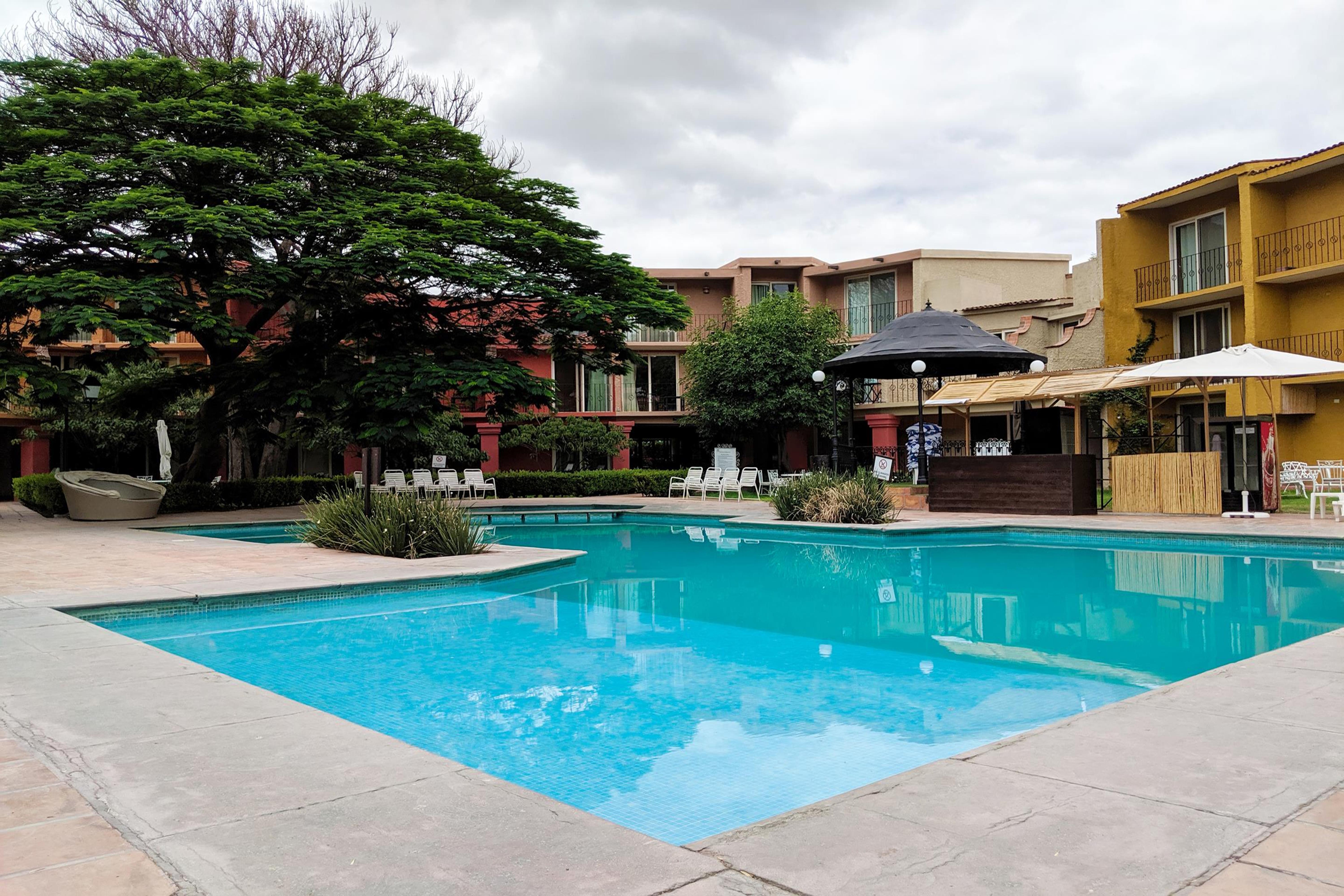 Real De Minas San Miguel De Allende Exterior photo The pool at the hotel