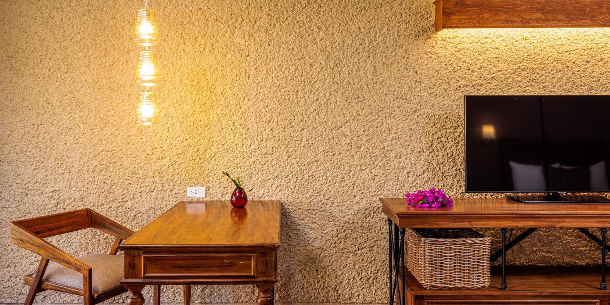 Real De Minas San Miguel De Allende Room photo A wall with a layer of stucco